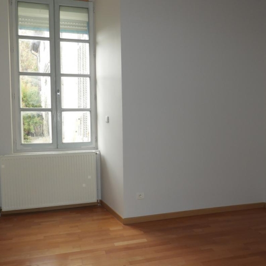  L.D.V Immobilier : Building | BOURG-SAINT-ANDEOL (07700) | 220 m2 | 249 000 € 