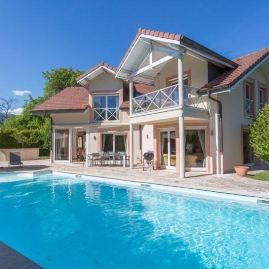  L.D.V Immobilier : Domaines / Propriétés | DIVONNE-LES-BAINS (01220) | 350 m2 | 2 300 000 € 