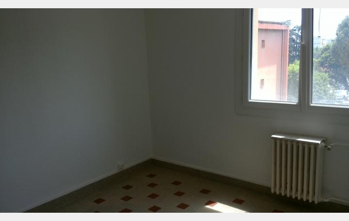 L.D.V Immobilier : Appartement | BOURG-SAINT-ANDEOL (07700) | 38 m2 | 39 000 € 