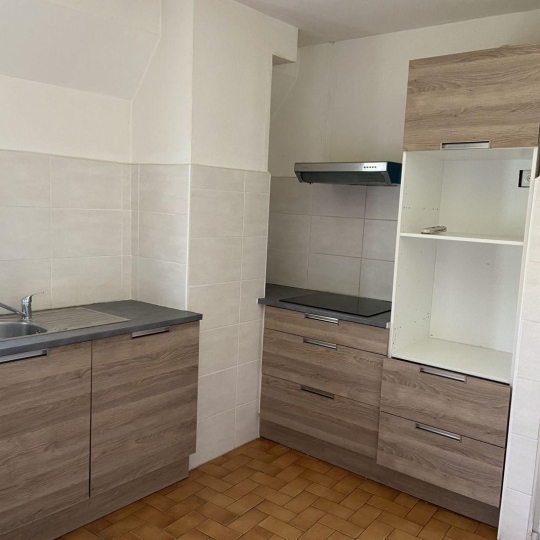  L.D.V Immobilier : Appartement | BOURG-SAINT-ANDEOL (07700) | 72 m2 | 510 € 