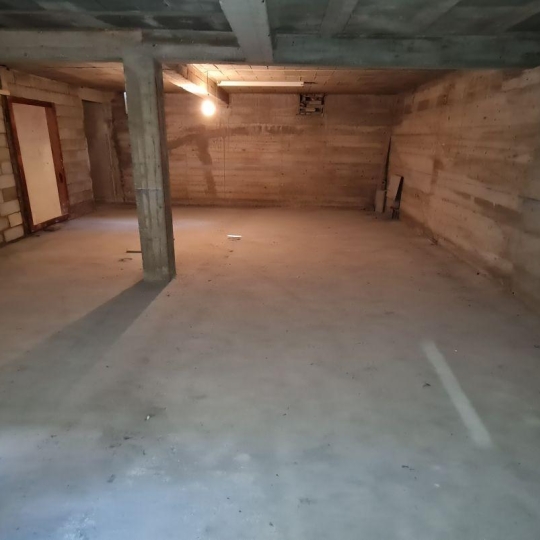 L.D.V Immobilier : Garage / Parking | MONTELIMAR (26200) | 145.00m2 | 76 500 € 