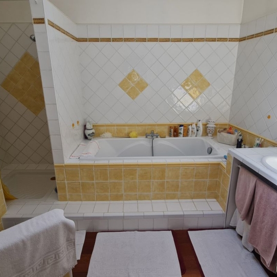  L.D.V Immobilier : Maison / Villa | BOURG-SAINT-ANDEOL (07700) | 140 m2 | 240 000 € 