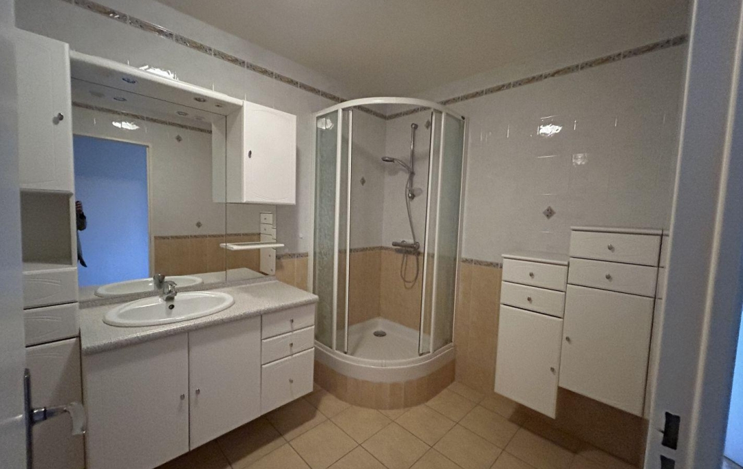 L.D.V Immobilier : Apartment | BOURG-SAINT-ANDEOL (07700) | 78 m2 | 700 € 