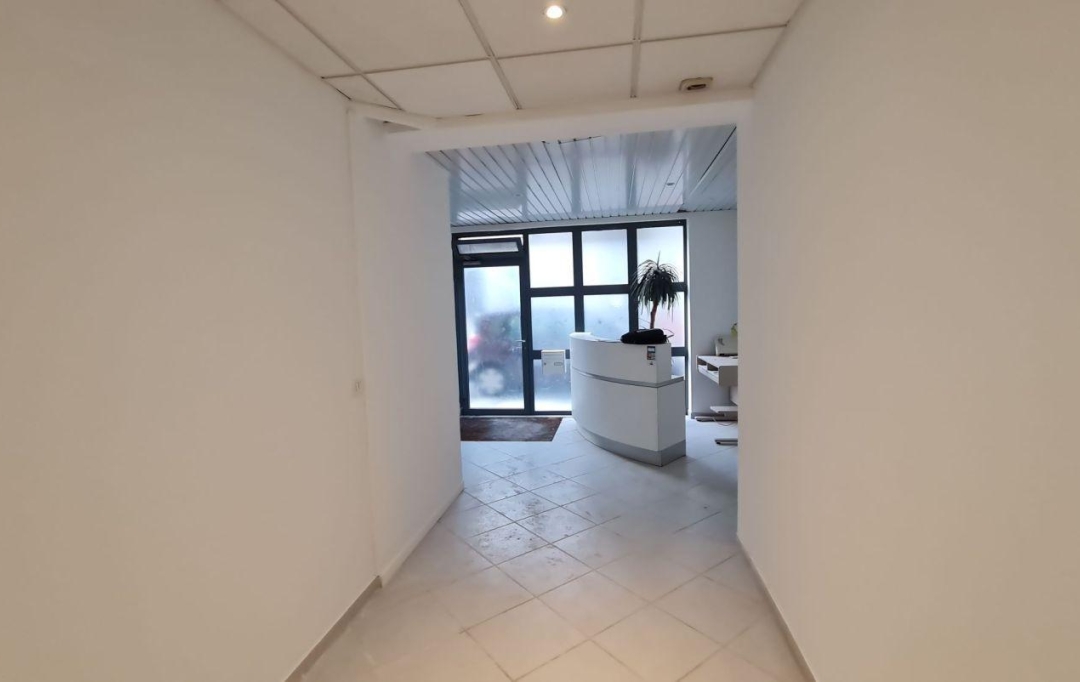 L.D.V Immobilier : Office | BOURG-SAINT-ANDEOL (07700) | 150 m2 | 176 000 € 