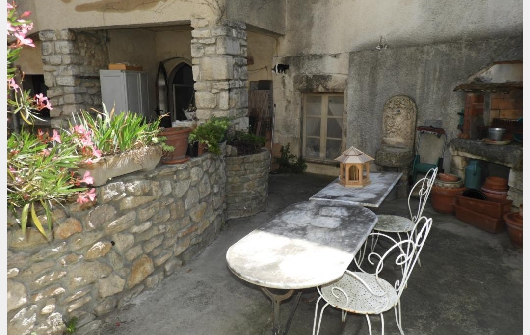 L.D.V Immobilier : House | BOURG-SAINT-ANDEOL (07700) | 131 m2 | 109 000 € 