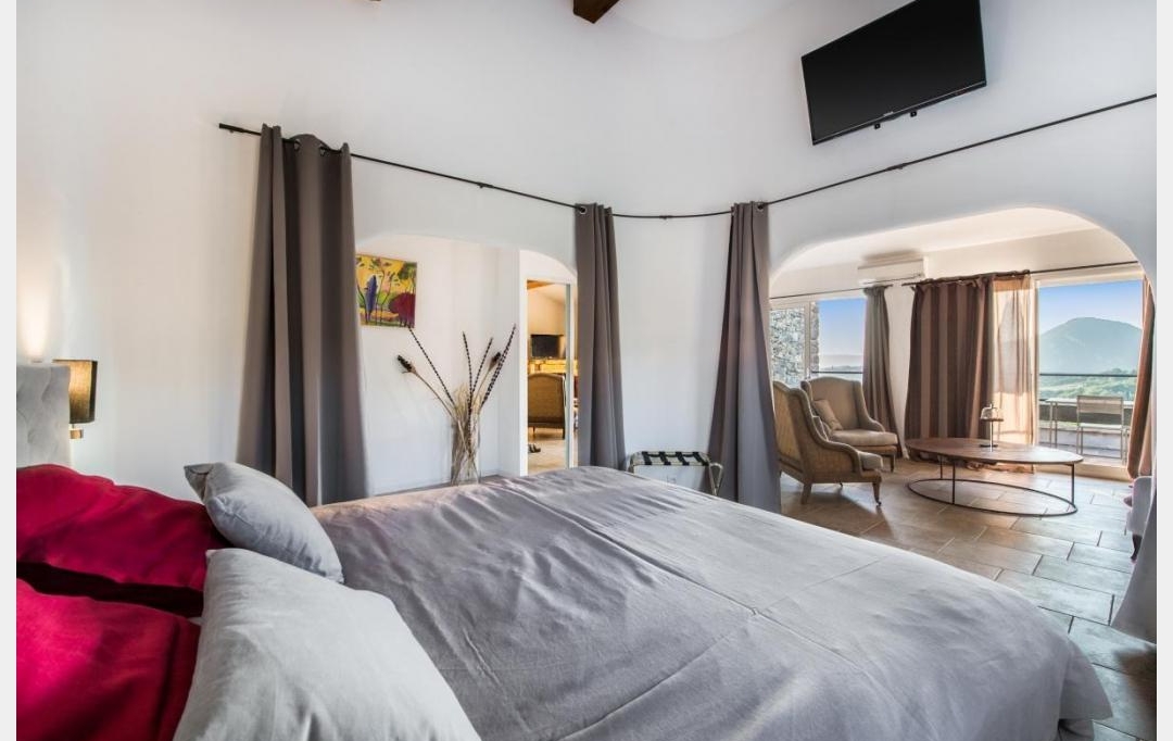 L.D.V Immobilier : Domaines / Propriétés | ROCHEBAUDIN (26160) | 480 m2 | 1 620 000 € 