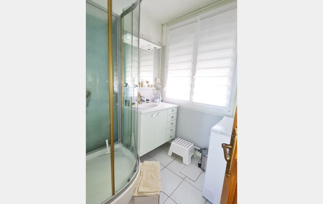 L.D.V Immobilier : Apartment | BOURG-SAINT-ANDEOL (07700) | 65 m2 | 86 000 € 
