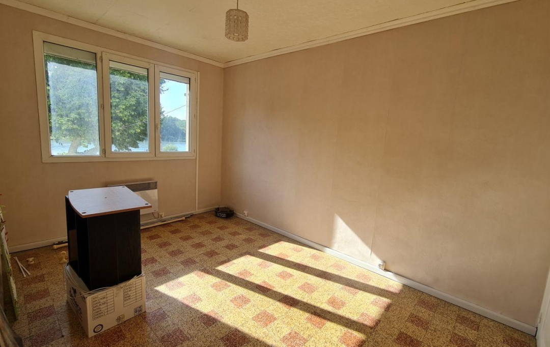 L.D.V Immobilier : Appartement | BOURG-SAINT-ANDEOL (07700) | 64 m2 | 55 500 € 