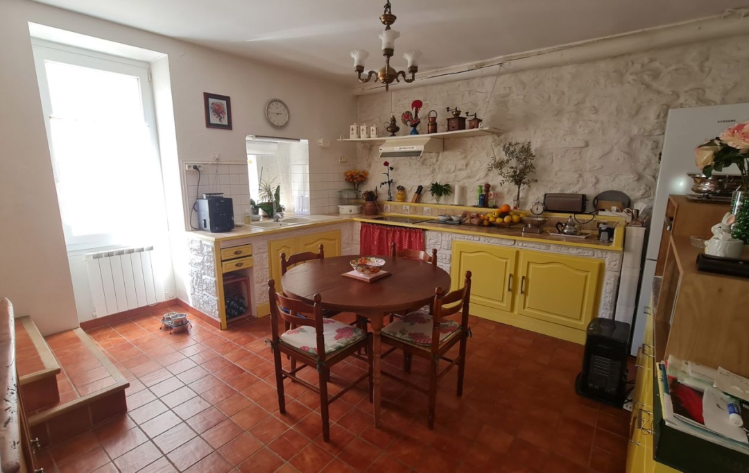 L.D.V Immobilier : Maison / Villa | BOURG-SAINT-ANDEOL (07700) | 140 m2 | 240 000 € 