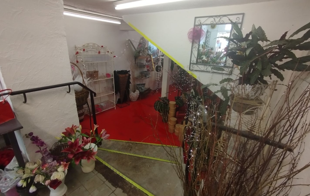 L.D.V Immobilier : Commerces | BOURG-SAINT-ANDEOL (07700) | 91 m2 | 35 000 € 