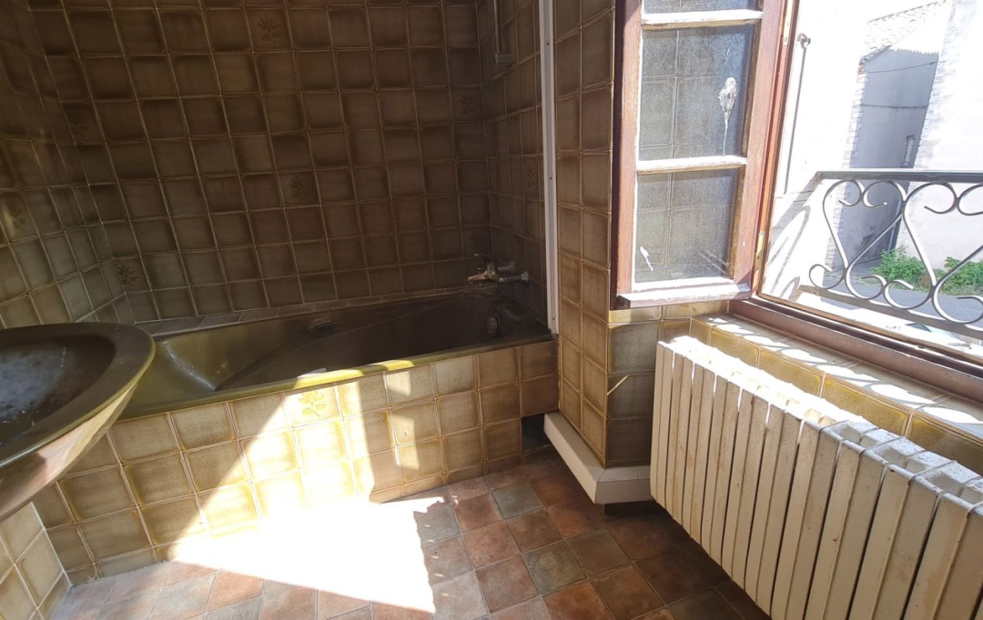 L.D.V Immobilier : Maison / Villa | SAINT-REMEZE (07700) | 125 m2 | 120 000 € 