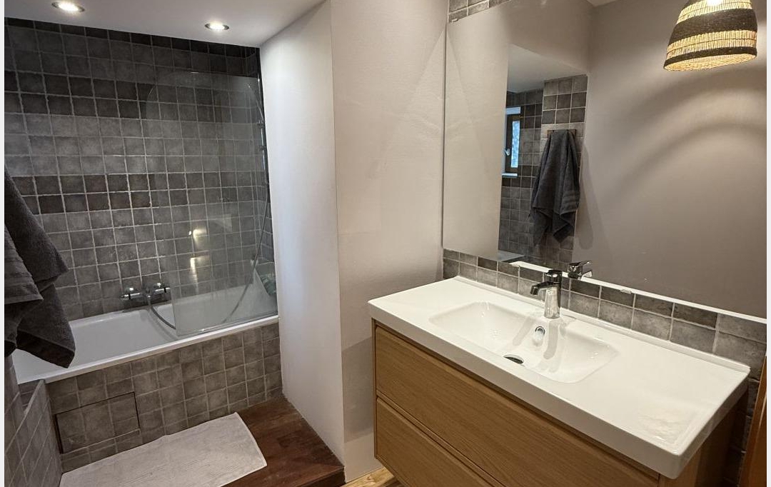 L.D.V Immobilier : House | BOURG-SAINT-ANDEOL (07700) | 73 m2 | 160 000 € 