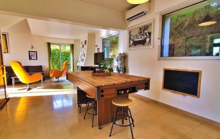 L.D.V Immobilier : House | PONT-SAINT-ESPRIT (30130) | 182 m2 | 250 000 € 