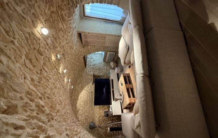 Maison de village   BOURG-SAINT-ANDEOL  73 m2 160 000 € 