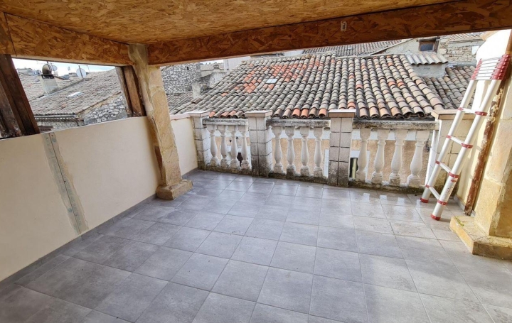 Maison de ville BOURG-SAINT-ANDEOL 110 m2 160 000 € Maison de ville BOURG-SAINT-ANDEOL 110 m2 160 000 €